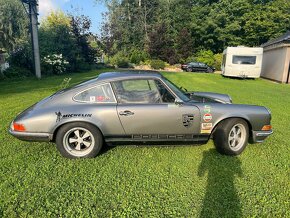 Porsche 911 - 2