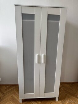 Bílá skříň ikea brimnes - 2