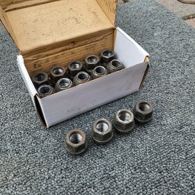 19ks kolová matice M14x1,5 - 2