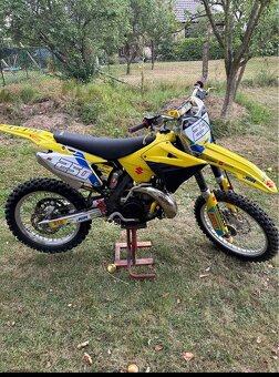 Suzuki RM 250 2003 - 2