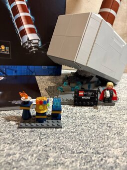 Lego Thorovo kladivo "Mjolnir" - 2