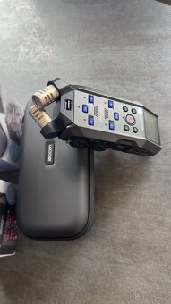 Prodám nový Zoom H6essential + Accessory Pack (APH-6e) - 2