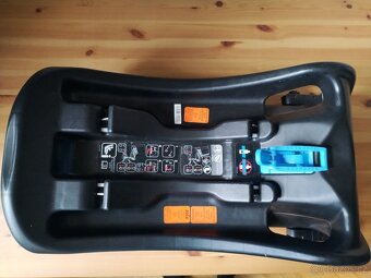 Autosedačka vajíčko s isofix základnou Joie Gemm - 2