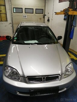 Honda civic coupe 6g 1.6i 81.500km najeto - 2