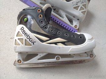 Brankářské brusle Reebok vel. 9 - 2