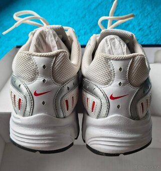 Boty NIKE Excee Erate velikost 42 - 2