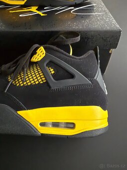 Nike AIR Jordan 4 Retro - 2