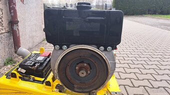 Motor Hatz 1D81S Top stav 150mth - 2