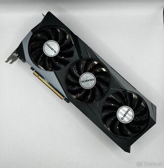 GIGABYTE Radeon RX 6800 XT GAMING OC 16G - 2