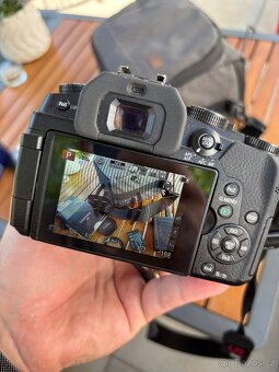Panasonic G80 + 2 objektivy a příslušenství - 2