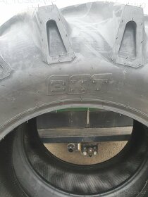 Pneu BKT 16,9 - 30...8 pláten - 2