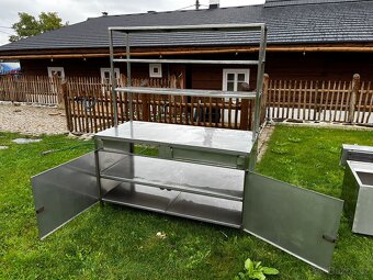 Nerezový Gastro výdejní stůl - 2