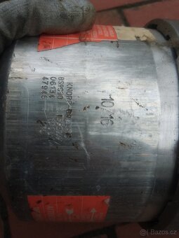 Brzdovy valec Knorr Bremse Bremszylinder NFZ BS 9090 - 2