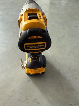 DEWALT dcd991 - 2