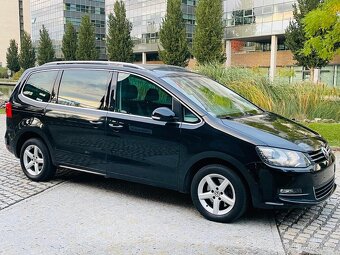 Volkswagen Sharan 2.0TDI AUT Bi XENONY VÝHŘEV HIGHLINE TAŽNÉ - 2