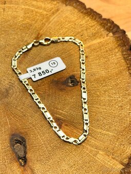 Zlatý náramek 3,93g
- 2