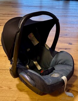 Dětská autosedačka Chicco 0-13kg se základnou - 2