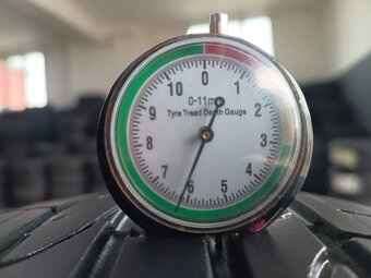 215/65 R16 BRIDGESTONE (1016) - 2