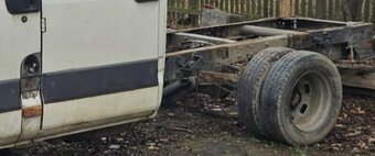 Iveco Daily 2.8 JTD - 2005 - motor, převodovka, díly z vozu - 2