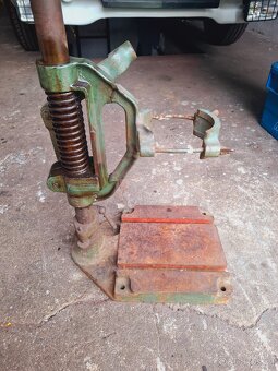 Stojan na vrtacku - 2