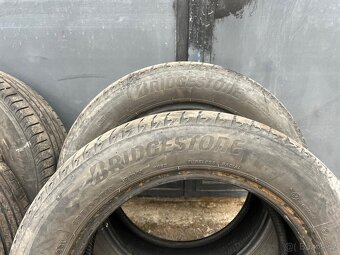 Letní pneu 185/60 R15 - 2