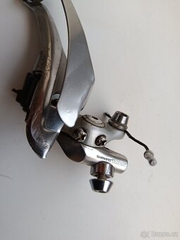 Shimano 105 přesmykač - 2