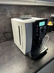 Philco automatický kávovar na zrnkovou kávu pronájem - 2