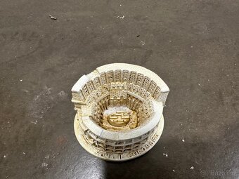 Koloseum (Colosseum) malý model - 2