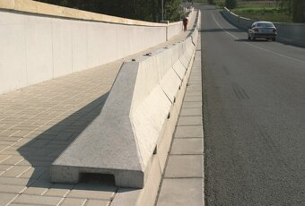 Svodidla, ocelová nebo betonová - 2