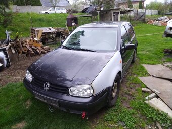 VW Golf IV 1.4 16V na náhradní díly - 2