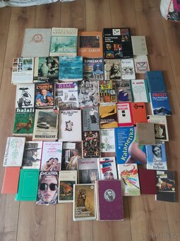 50 kusů knih, mix - 2