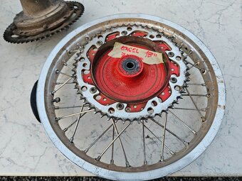 Zadní kola čz motocross 980 981 - 2