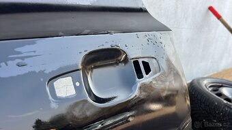 Volvo XC60 levé zadní dveře - 2