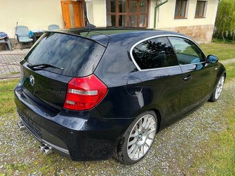 BMW 1 120D E87 105kw diesel r.7/2007 klima alu kola M paket - 2