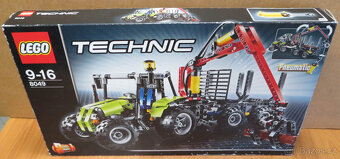 LEGO 8049 Traktor s valníkem na klády - 2