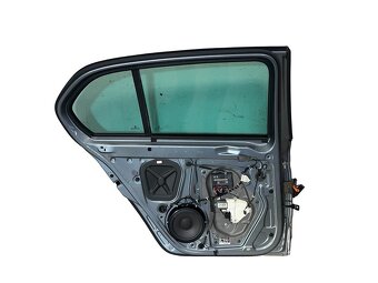 Levé zadní dveře šedá LF8L Škoda Superb 2 sedan r.v. 2009 - 2