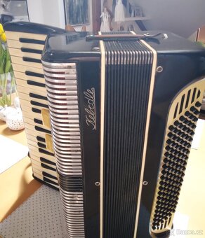 Harmonika KEBRDLE,  120 basů, - 2