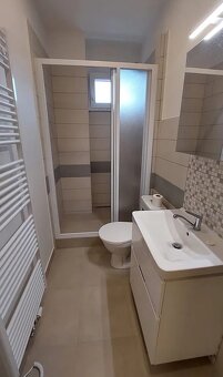 Pronájem bytu 2+kk (40 m²) – Humpolecká ulice, Praha 4 – Krč - 2