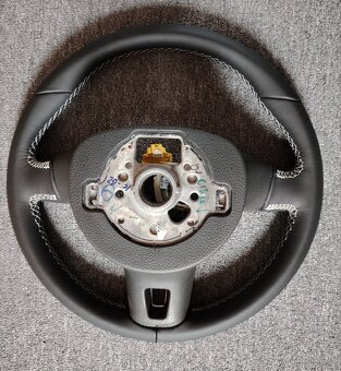 VW volant golf 6 - 2
