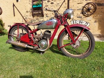 Jawa 250 Special s noznim razenim - 2
