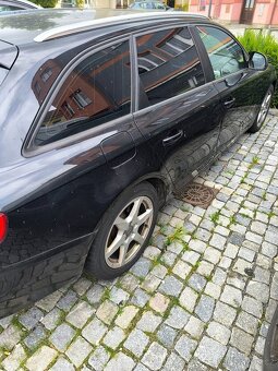Audi A4 1.8, černé rok 2008 - 2