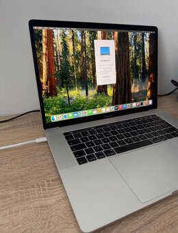 Macbook Pro 15 - i7 2019 touchbar - 2
