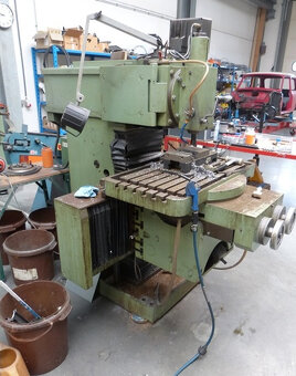 Frézka Maho MH 800 - 2