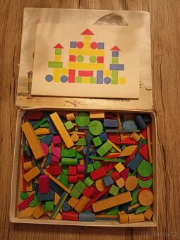 Dřevěná retro stavebnice - 2