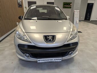 Peugeot 207 1,4 i - 2