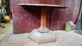 Starožitný Stůl na Jedné Noze – Vhodný k Renovaci - 2