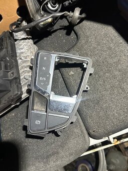 Díly Audi a4 b9 - 2