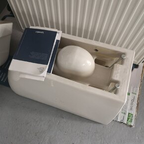 Záchodová mísa - 2