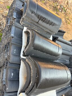 Střešní tašky KM-Beta černá - 2