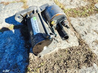 Skoda fabia 1.2htp - starter - 2